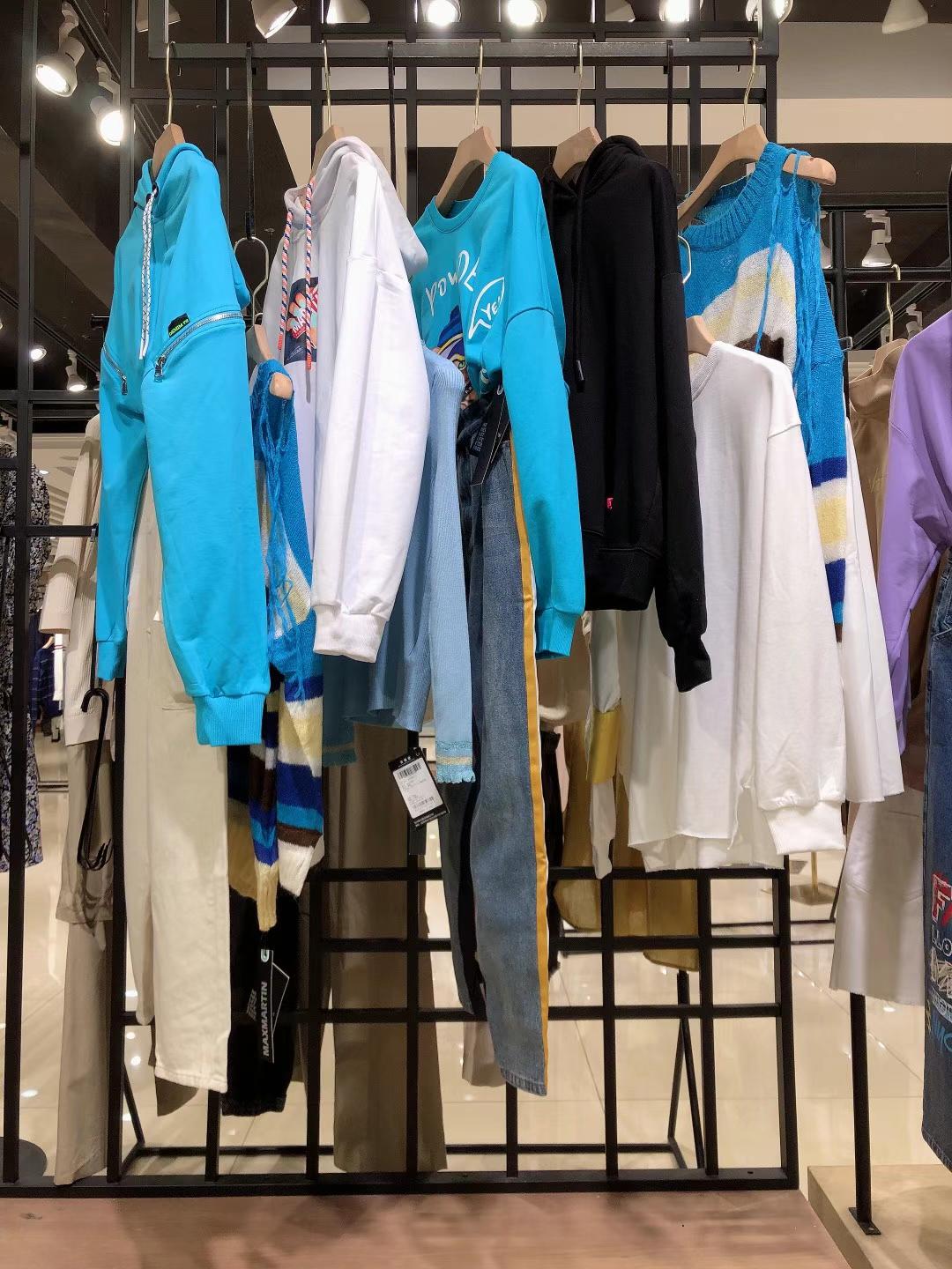 深圳專柜同步新款女裝瑪瑪綈22夏當(dāng)季新款品牌折扣女裝正 品尾貨批發(fā) 庫存尾貨折扣批發(fā)