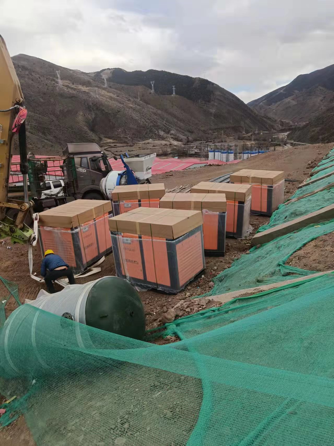 供應(yīng)壓力緩沖罐，壓力容器罐，石家莊儲(chǔ)氣罐廠家，石家莊儲(chǔ)氣罐批發(fā)石家莊壓力緩沖罐