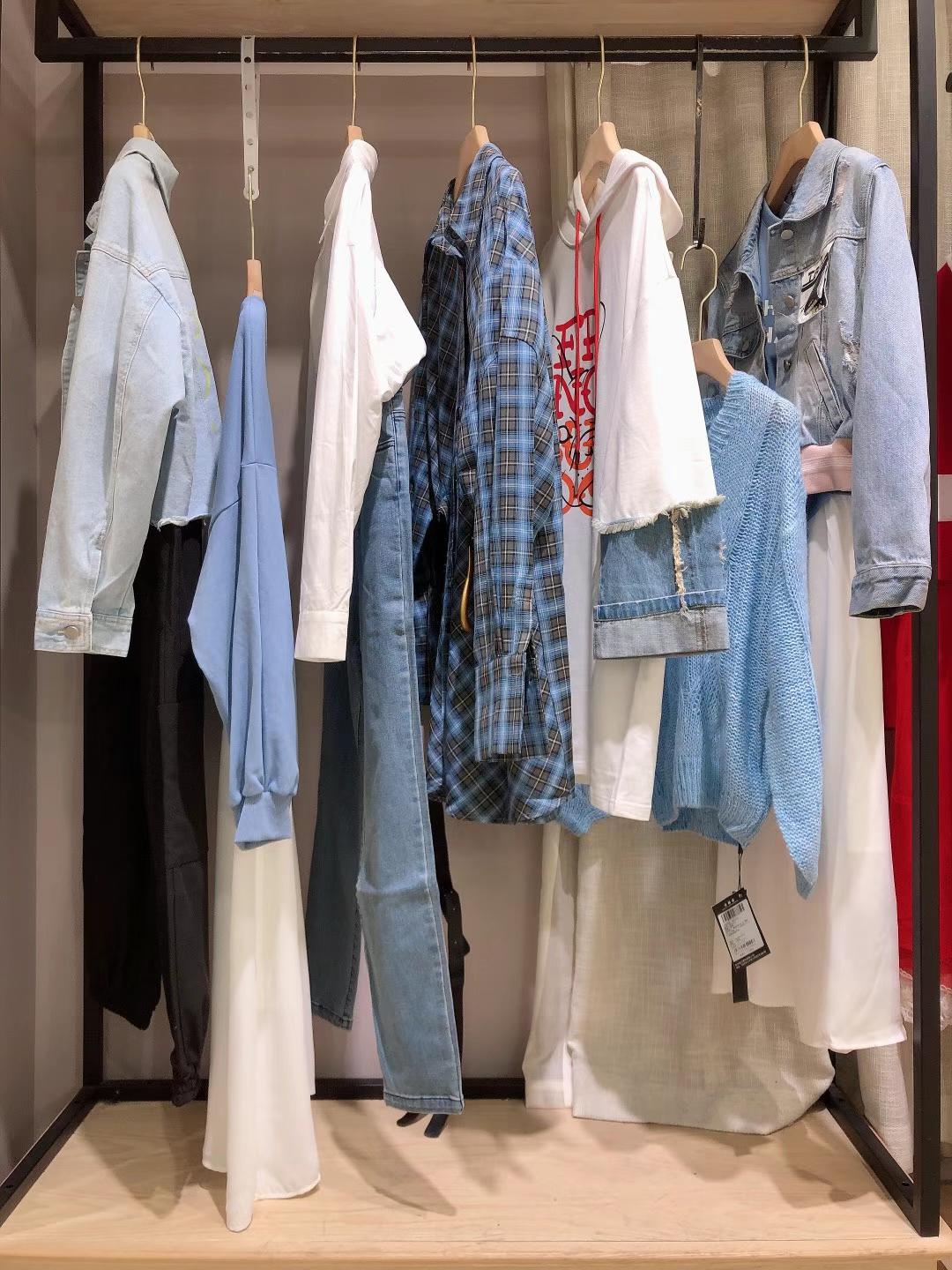 深圳專柜同步新款女裝瑪瑪綈22夏當(dāng)季新款品牌折扣女裝正 品尾貨批發(fā) 庫存尾貨折扣批發(fā)