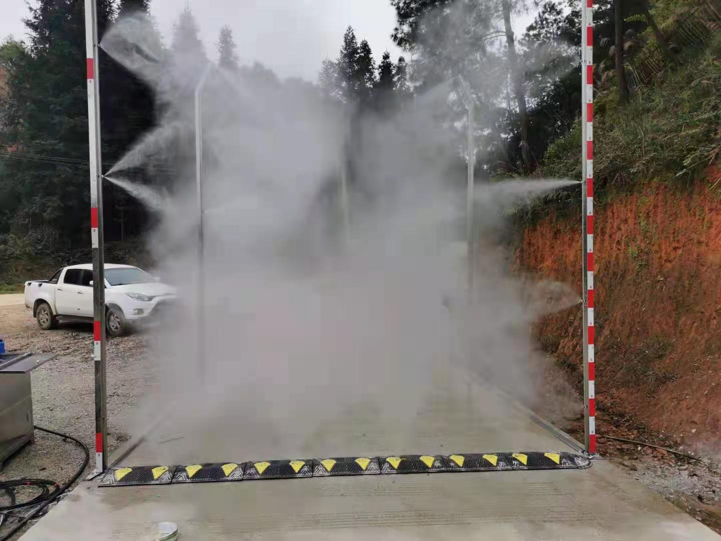 進(jìn)出車輛消毒通道設(shè)備 通道噴霧消毒設(shè)備