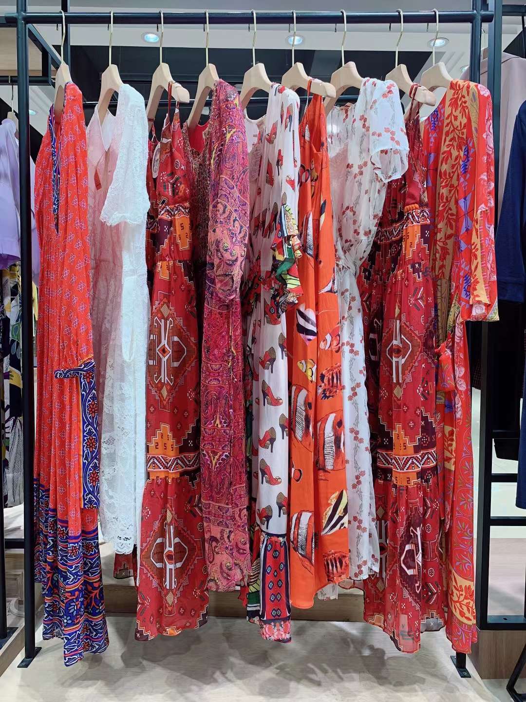 正品下架女裝維珈 2022夏品牌折扣女裝庫存尾貨走份