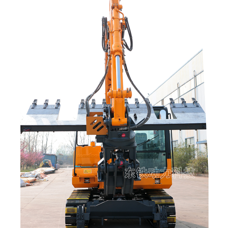 公鐵兩用挖掘機(jī)改裝廠鐵路挖掘機(jī)改裝更換枕木機(jī)