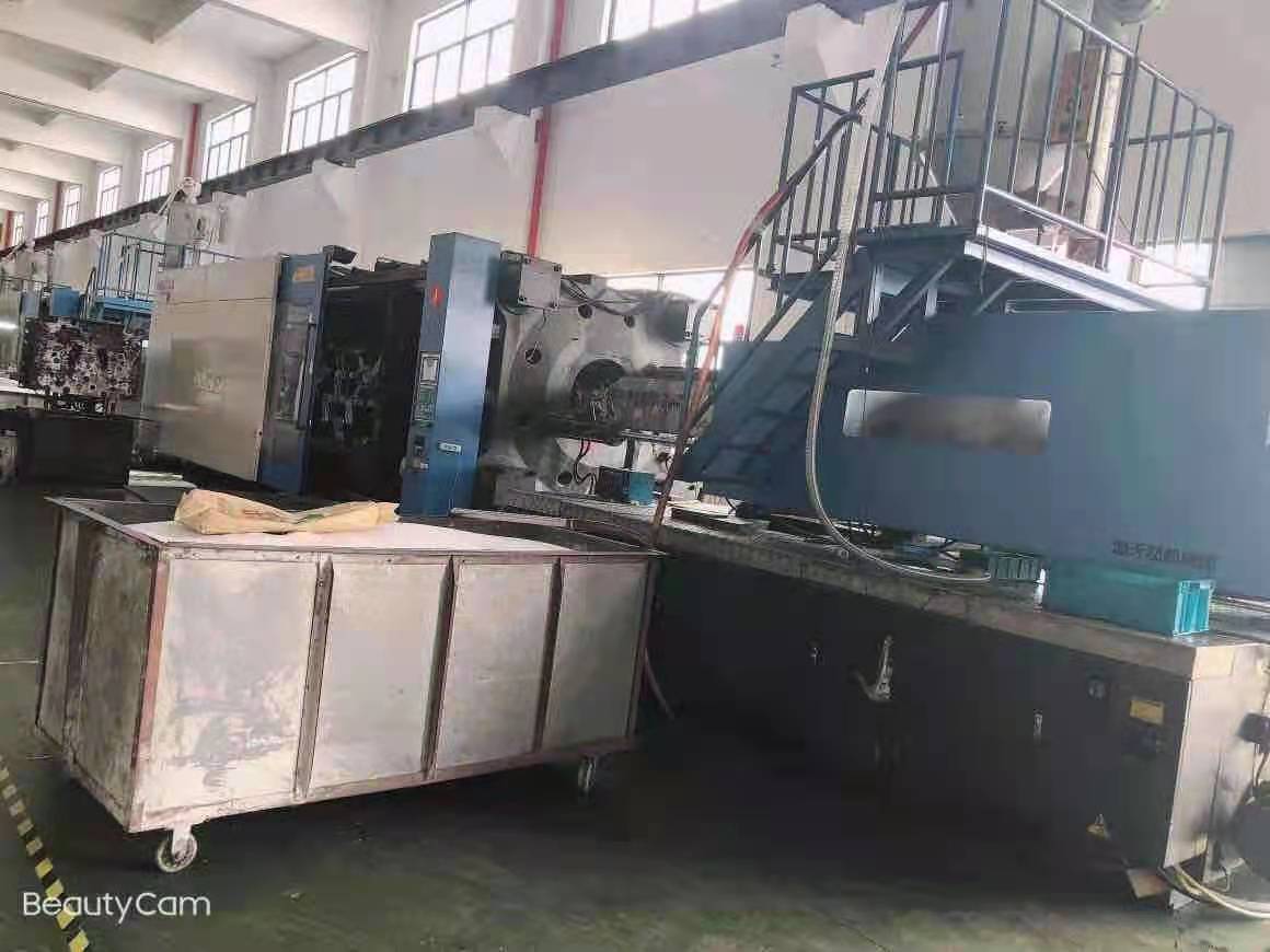 出售海天1600噸10000克二手注塑機(jī)