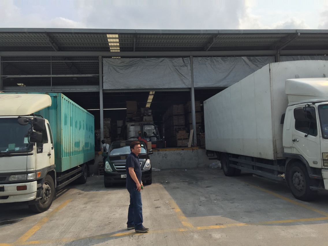 大陸深圳到香港物流專線 往返進(jìn)出口運(yùn)輸  中港散貨拼車香港派送    中港散貨拼車清關(guān)