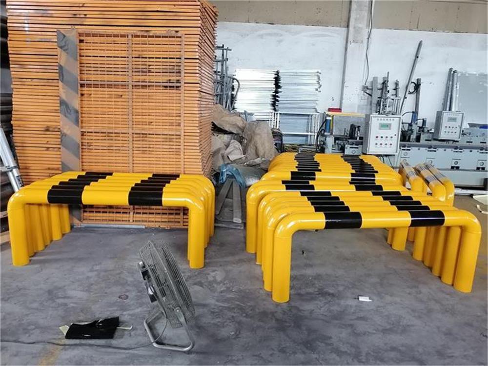 定制加工1.5/2米長防撞護(hù)欄 黃黑色貼膜擋車桿