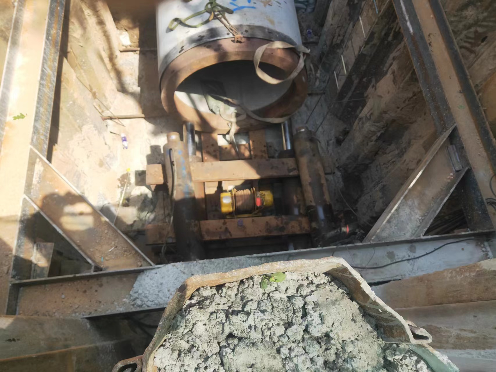 管道過路施工隊(duì) 地下管道鋪設(shè)施工隊(duì) 黑龍江頂管施工隊(duì) 大慶頂管施工隊(duì) 河北頂管施工隊(duì)