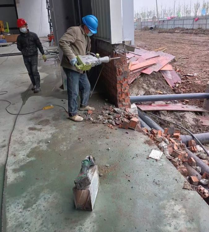 義烏拆墻敲墻砸墻，義烏裝修裝潢垃圾清運(yùn)