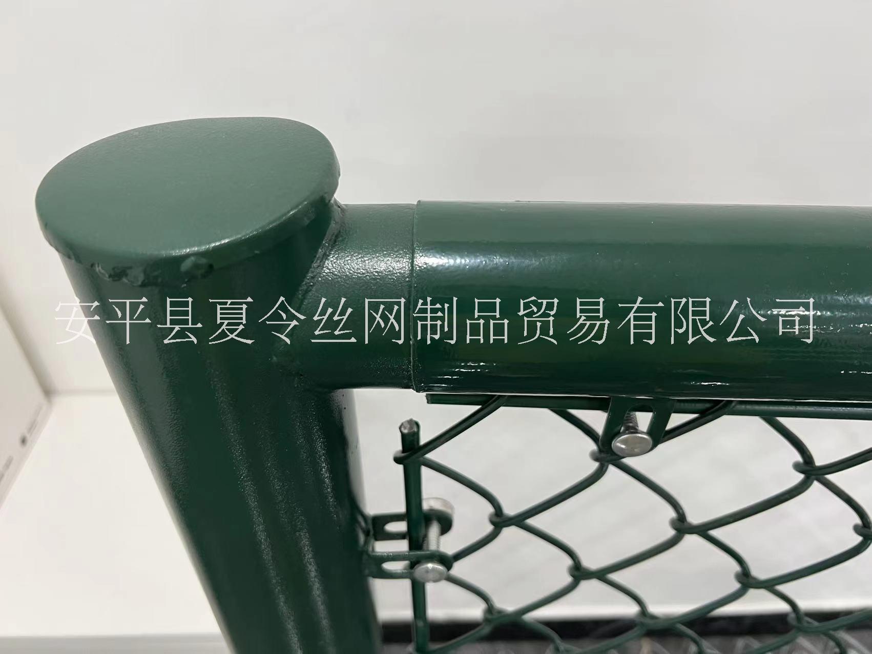 河北廠家批發(fā) 籃球場圍網(wǎng) 體育場護欄 4米網(wǎng)球場護欄 運動場圍網(wǎng)安裝 大量現(xiàn)貨