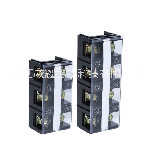 TC系列接線(xiàn)端子排TC銅件固定式大電流電源端接線(xiàn)排快速接線(xiàn)端子