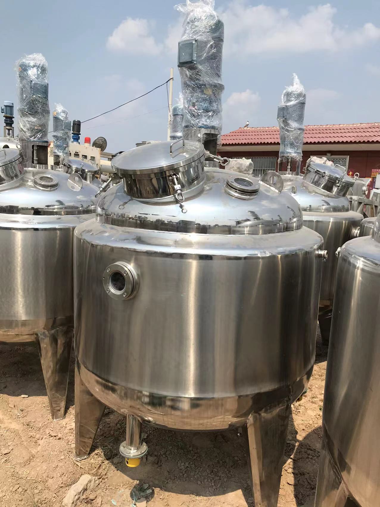 長沙不銹鋼儲罐批發(fā)_二手不銹鋼儲罐經銷商_不銹鋼儲罐價格