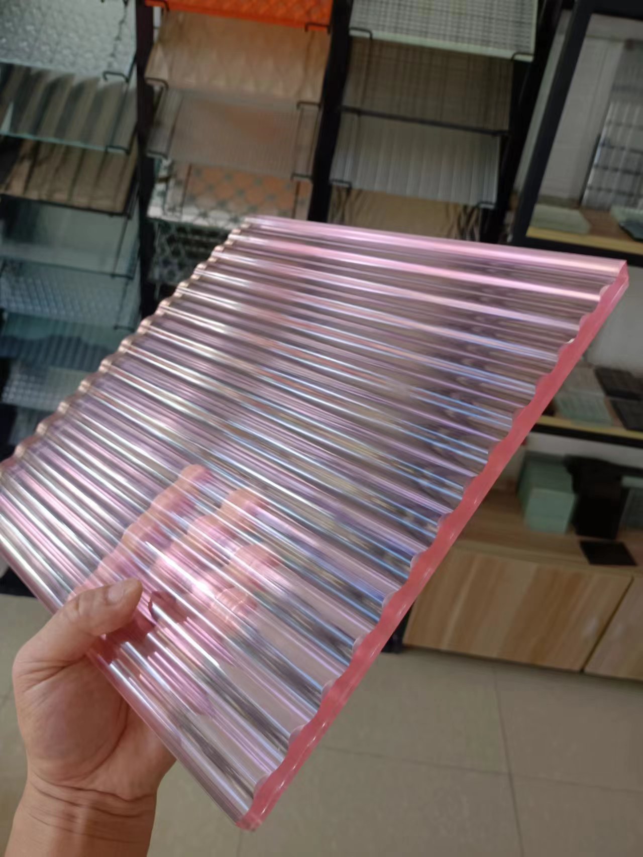 車刻玻璃供貨商_報(bào)價(jià)_價(jià)格_批發(fā)價(jià)格【佛山市京皇建材有限公司】