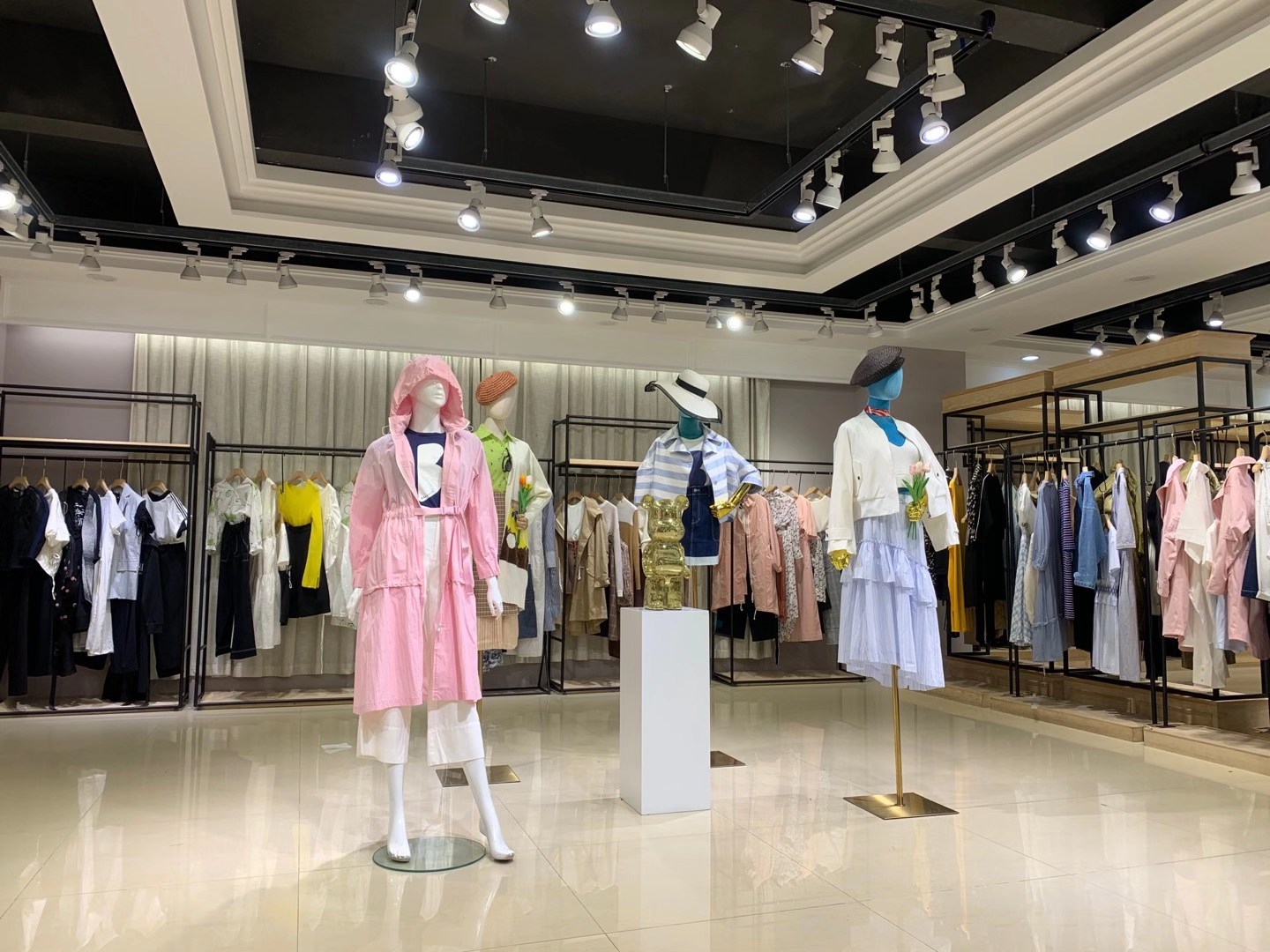 【播Broadca st】22秋撤柜品牌女裝直播貨源平臺(tái)批發(fā) 22秋裝女裝折扣批發(fā)