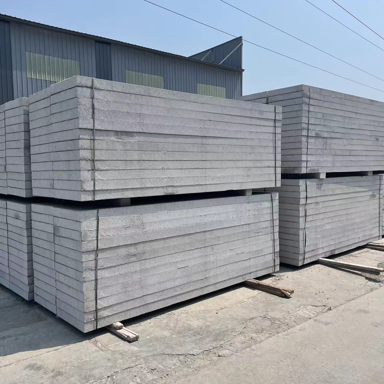 廠家供應(yīng)無機(jī)防火保溫板  保溫結(jié)構(gòu)一體板量大優(yōu)惠 防火保溫結(jié)構(gòu)一體板 勻質(zhì)板   防火保溫結(jié)構(gòu)一體板