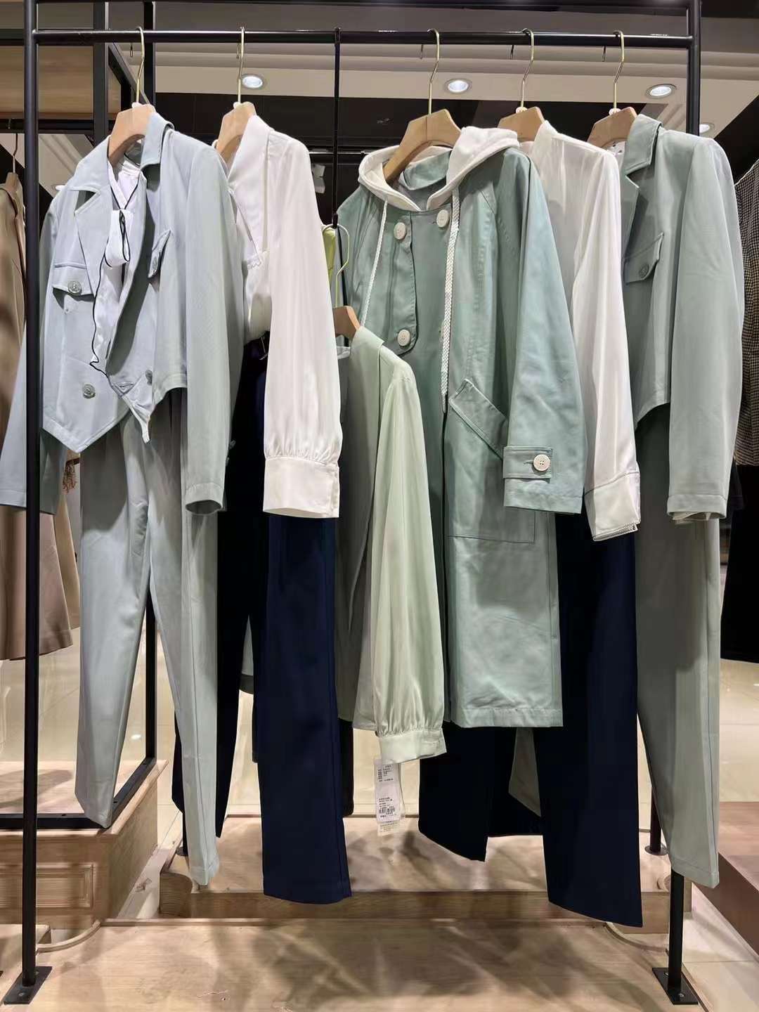【NMLS諾漫莉莎】22秋國內(nèi)知 名淑女品牌女裝尾貨 實(shí)體+直播自帶流品牌女裝