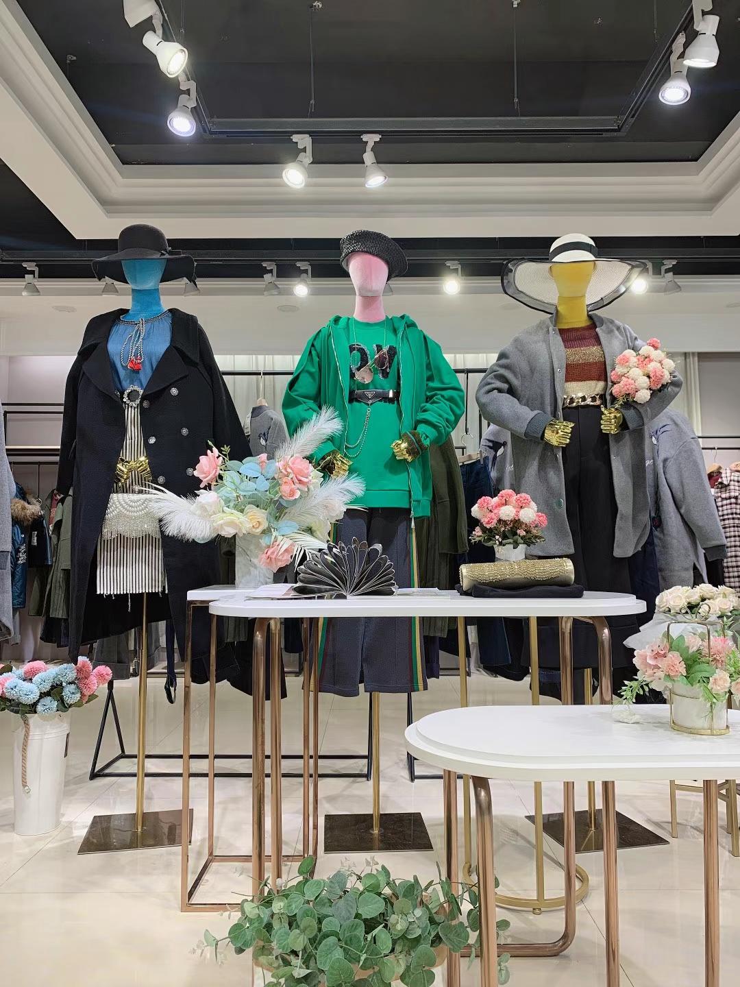 知 名女裝地素 2022夏品牌折扣店女裝尾貨庫存批發(fā)