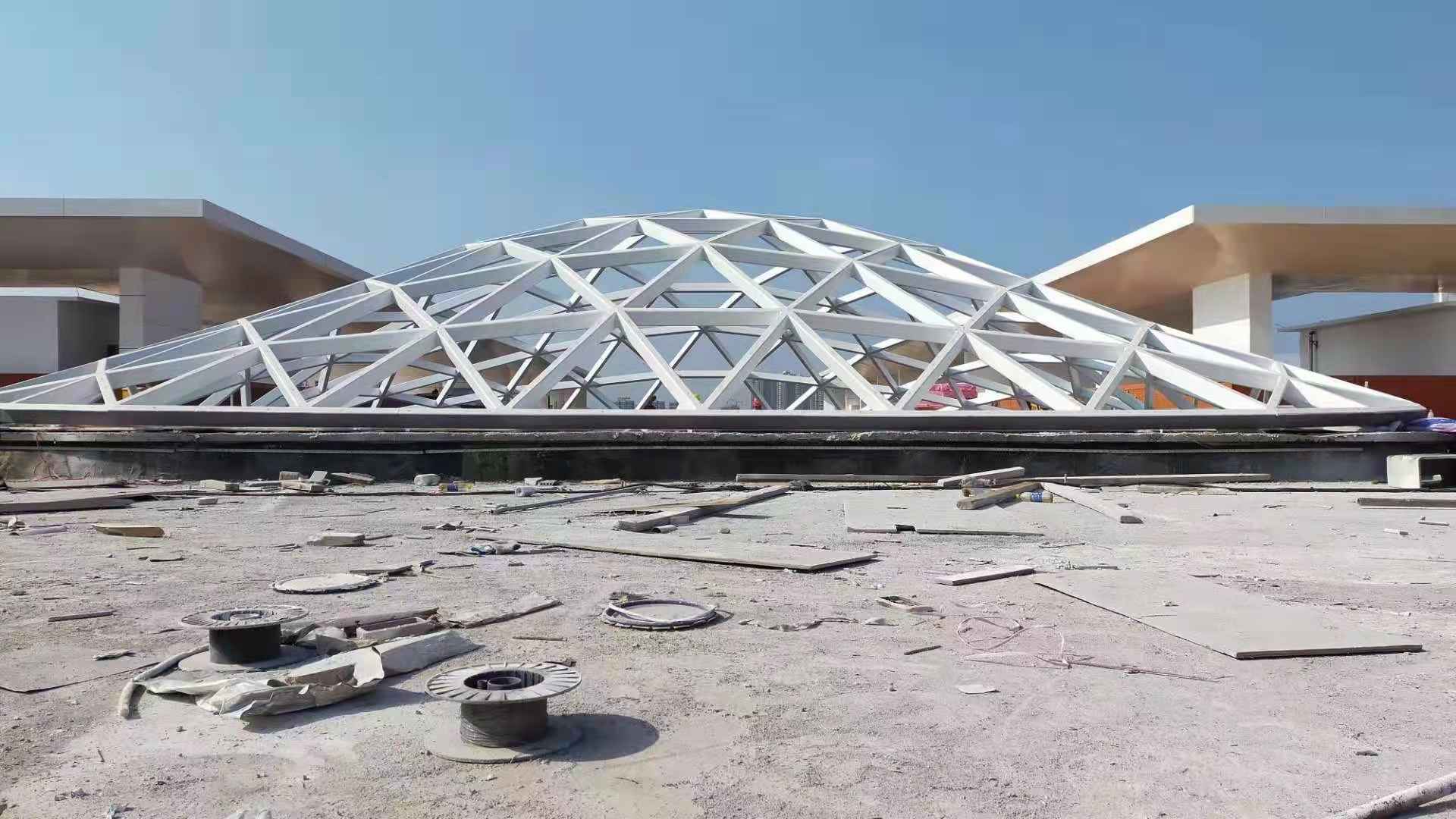 承接天幕鋼結(jié)構(gòu)施工哪家好、廣州天幕鋼結(jié)構(gòu)施工承建商【信恒】