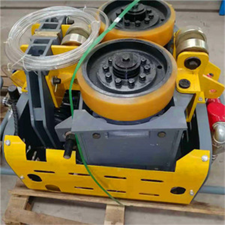 礦用氣動(dòng)單軌吊  氣動(dòng)單軌吊車DQ30