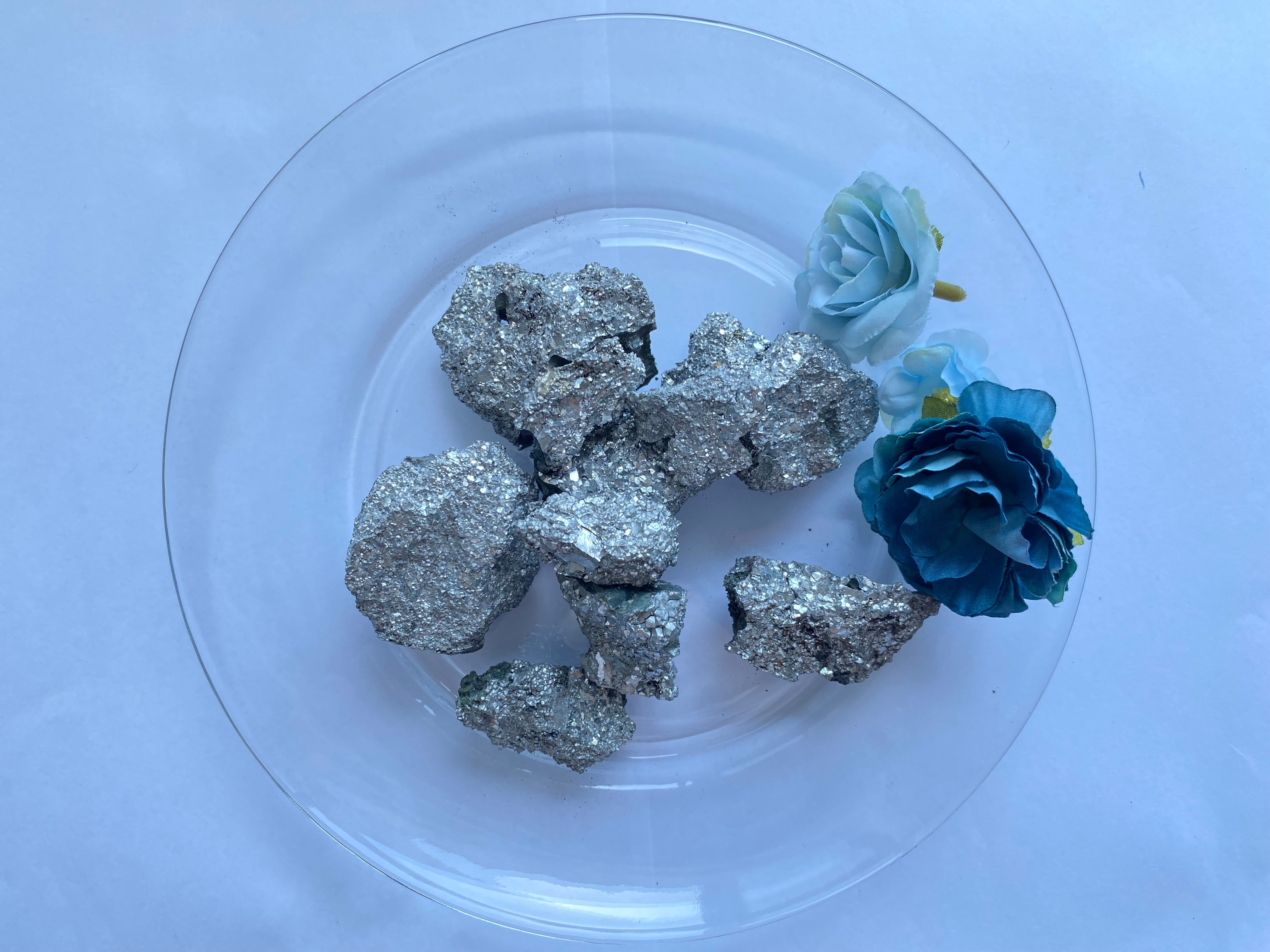 微碳鉻鐵高質(zhì)量出廠價：微碳鉻鐵60等各種型號，支持定制。
