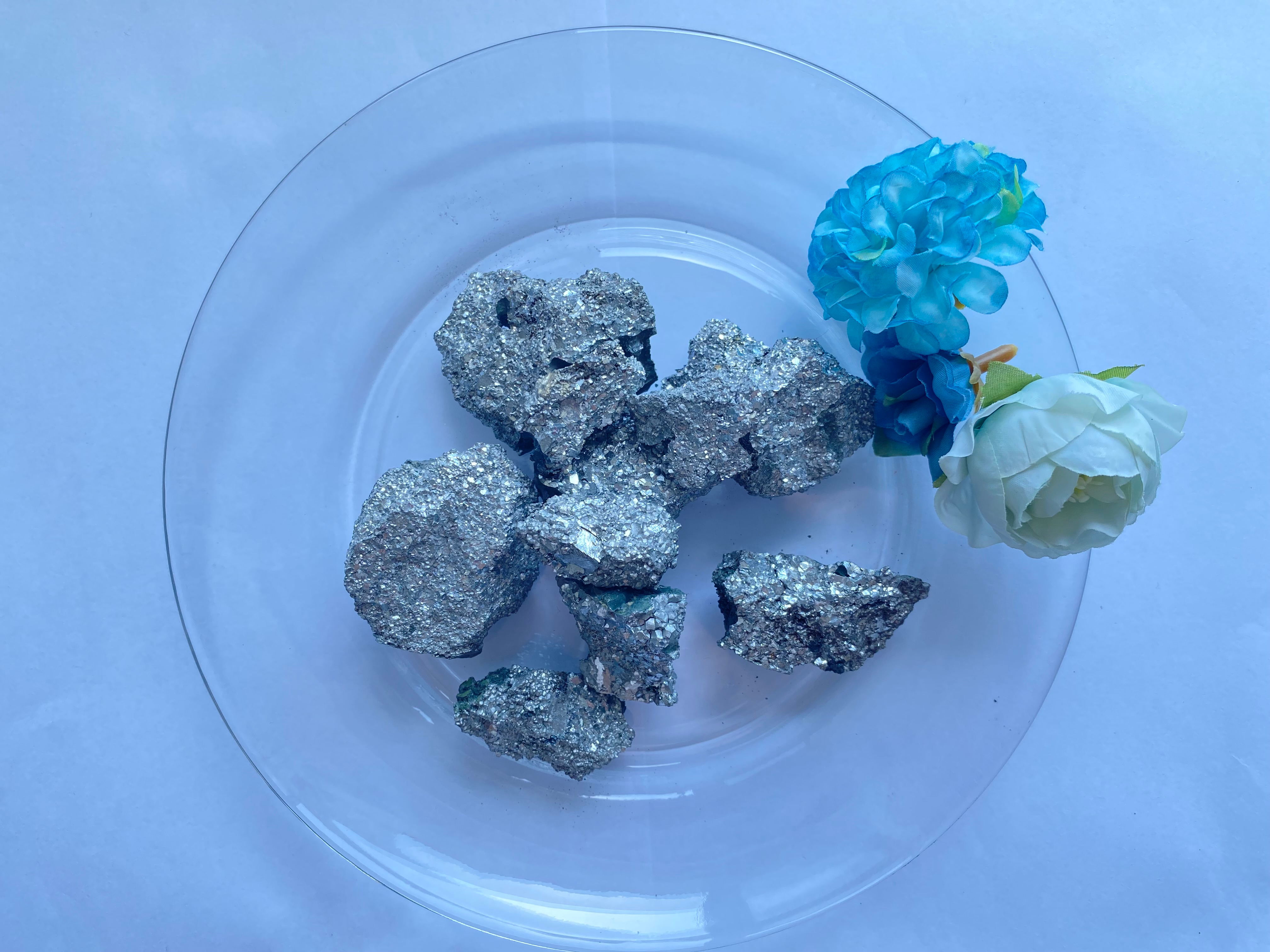 微碳鉻鐵高質(zhì)量出廠價：微碳鉻鐵60等各種型號，支持定制。