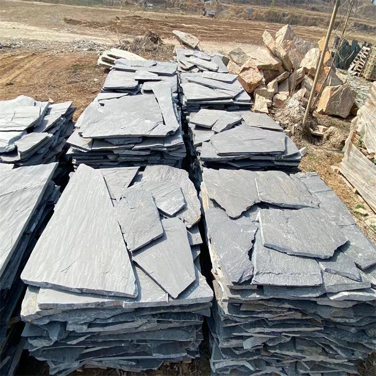 碎拼石廠家不規(guī)則片青石板地鋪石 碎拼石廠家批發(fā)