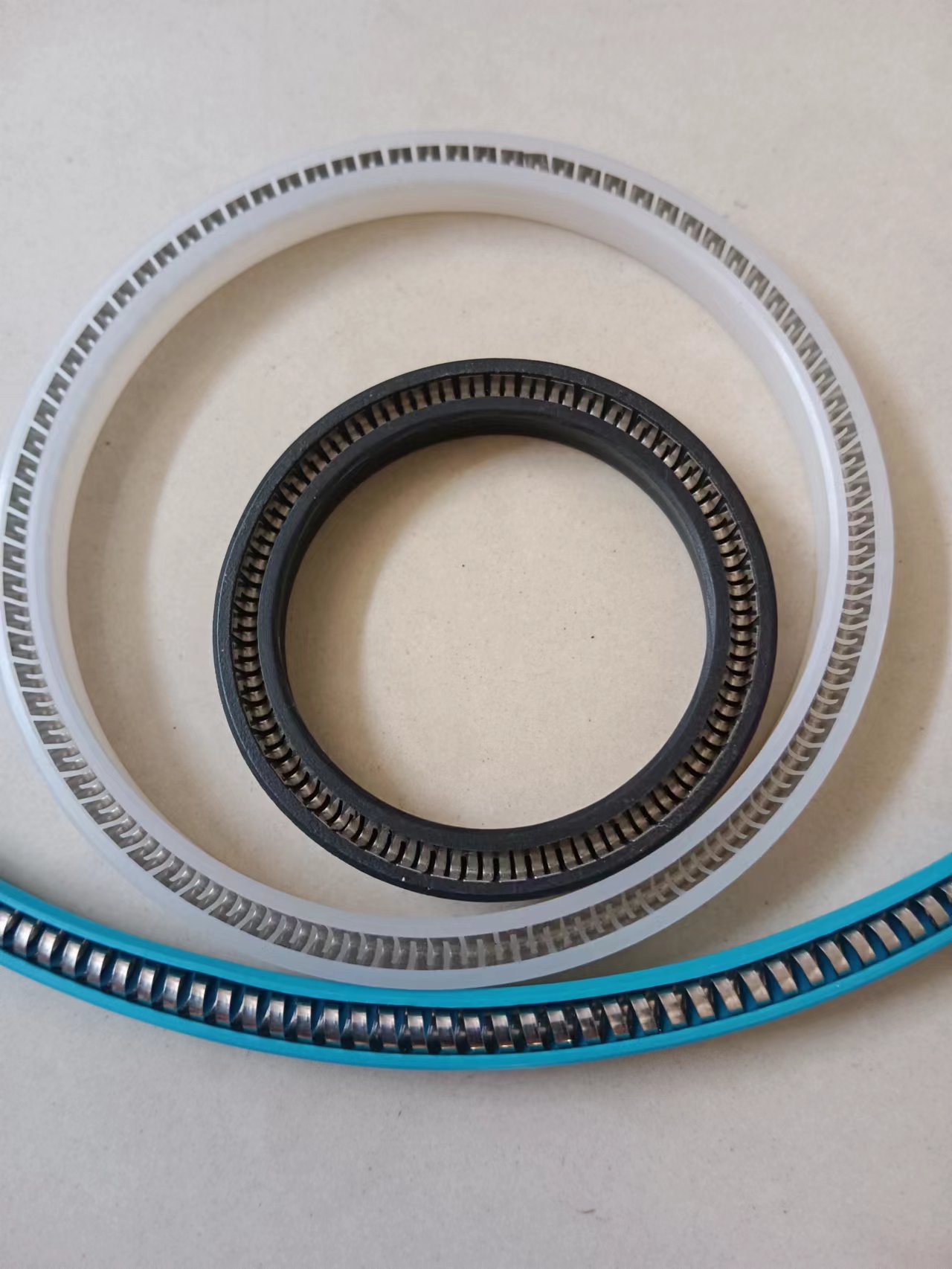 內(nèi)壓彈簧密封圈/廠家/供應(yīng)商