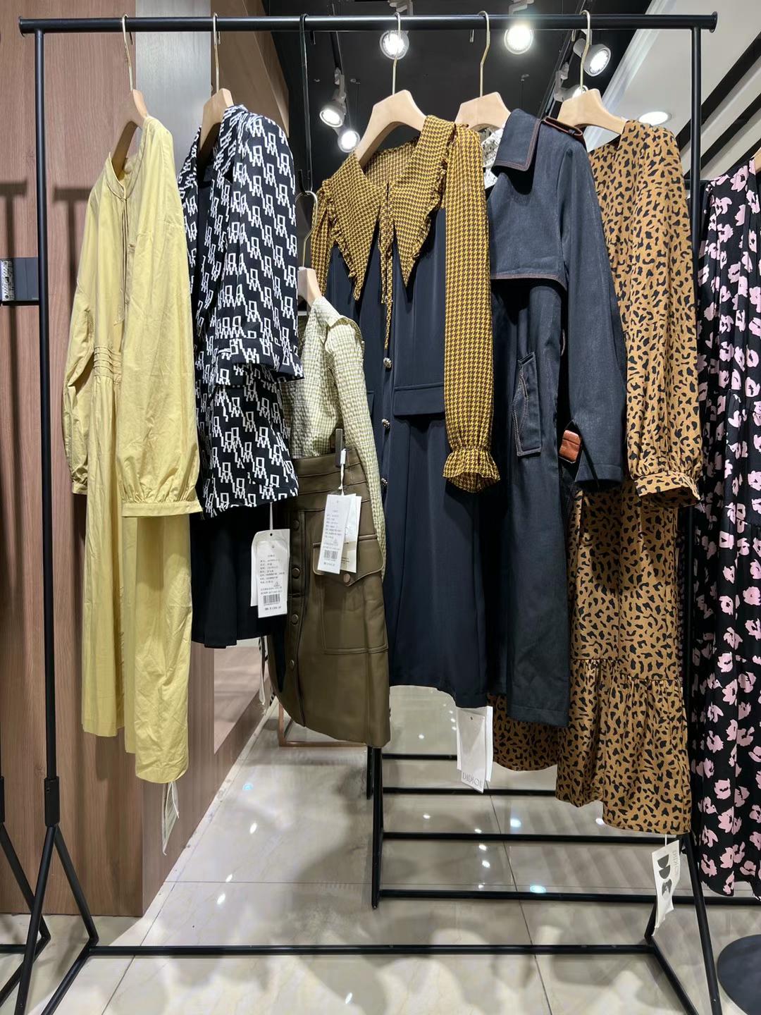 撤柜女裝 迪笛歐2022秋淘寶折扣店直播女裝尾貨庫存進貨渠道