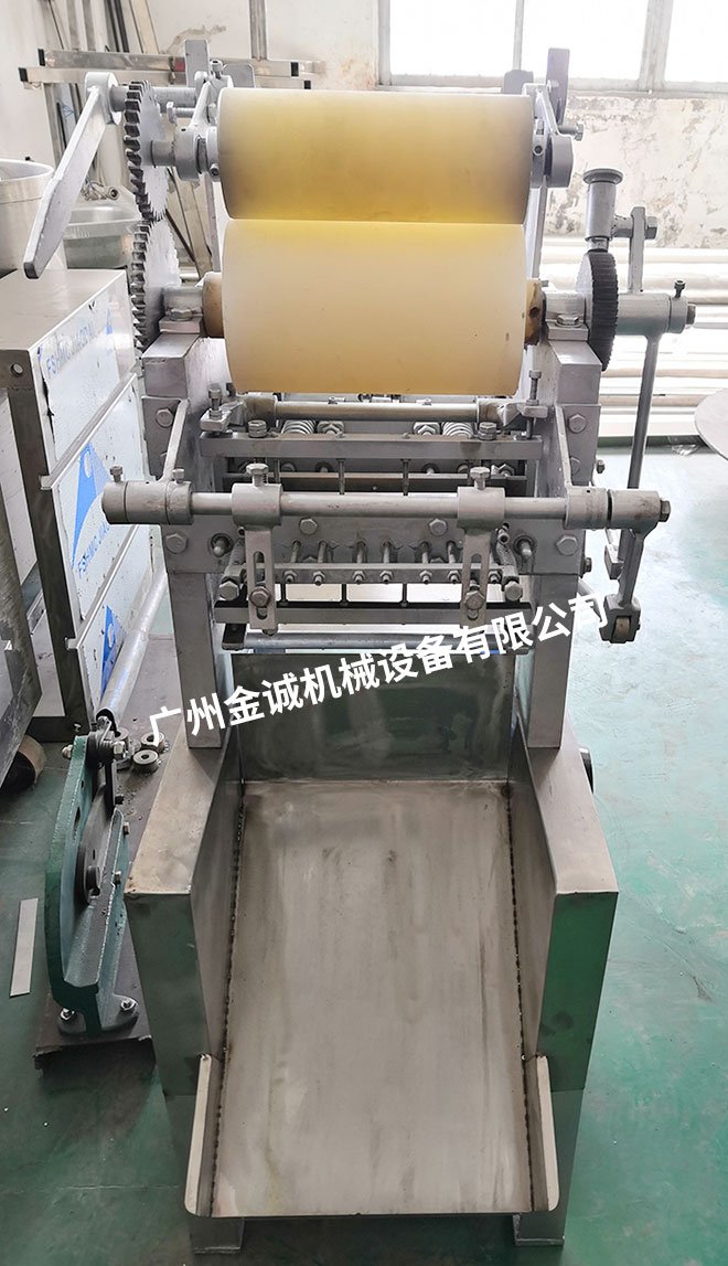商用蝴蝶面機(jī)批發(fā) 全自動蝴蝶面生產(chǎn)線設(shè)備廠家報價