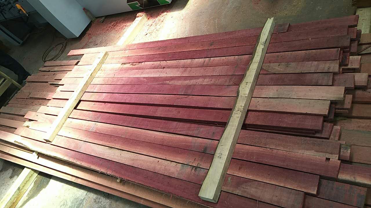 第倫桃用于紅木家具板材木結(jié)構(gòu)