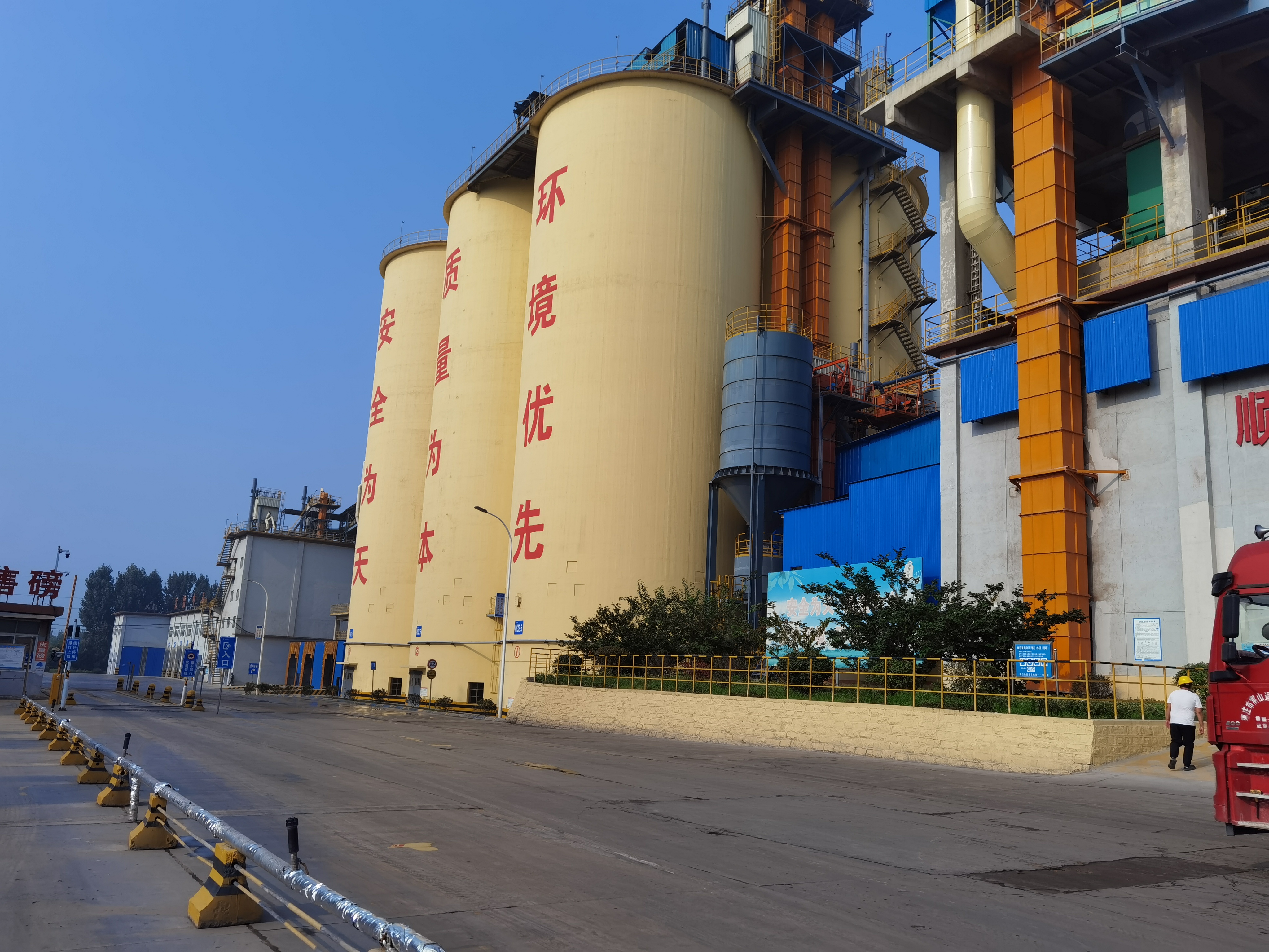 電廠灰?guī)烨寤宜鄮烨鍘焖鄮烨謇硭鄮烨謇矸勖夯仪謇?水泥庫清庫水泥庫清理水泥庫清灰 電廠灰?guī)烨寤曳勖夯仪謇?  title=