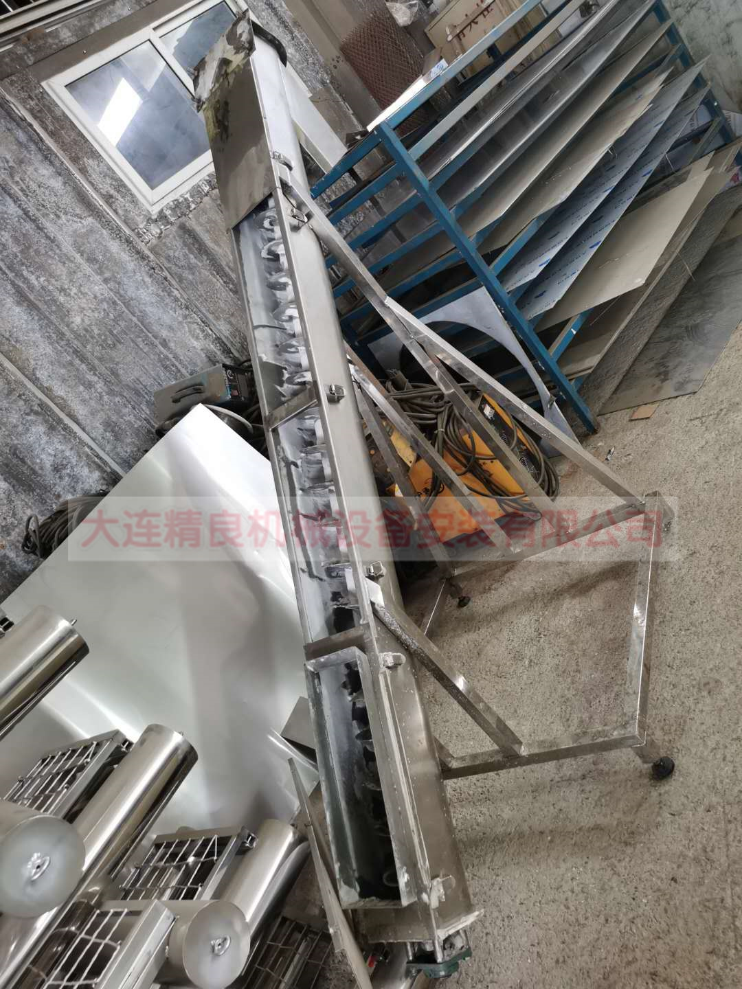 大連輸送提升設(shè)備廠家批發(fā)、銷售、報(bào)價(jià)、哪家好【大連精良機(jī)械設(shè)備安裝有限公司】