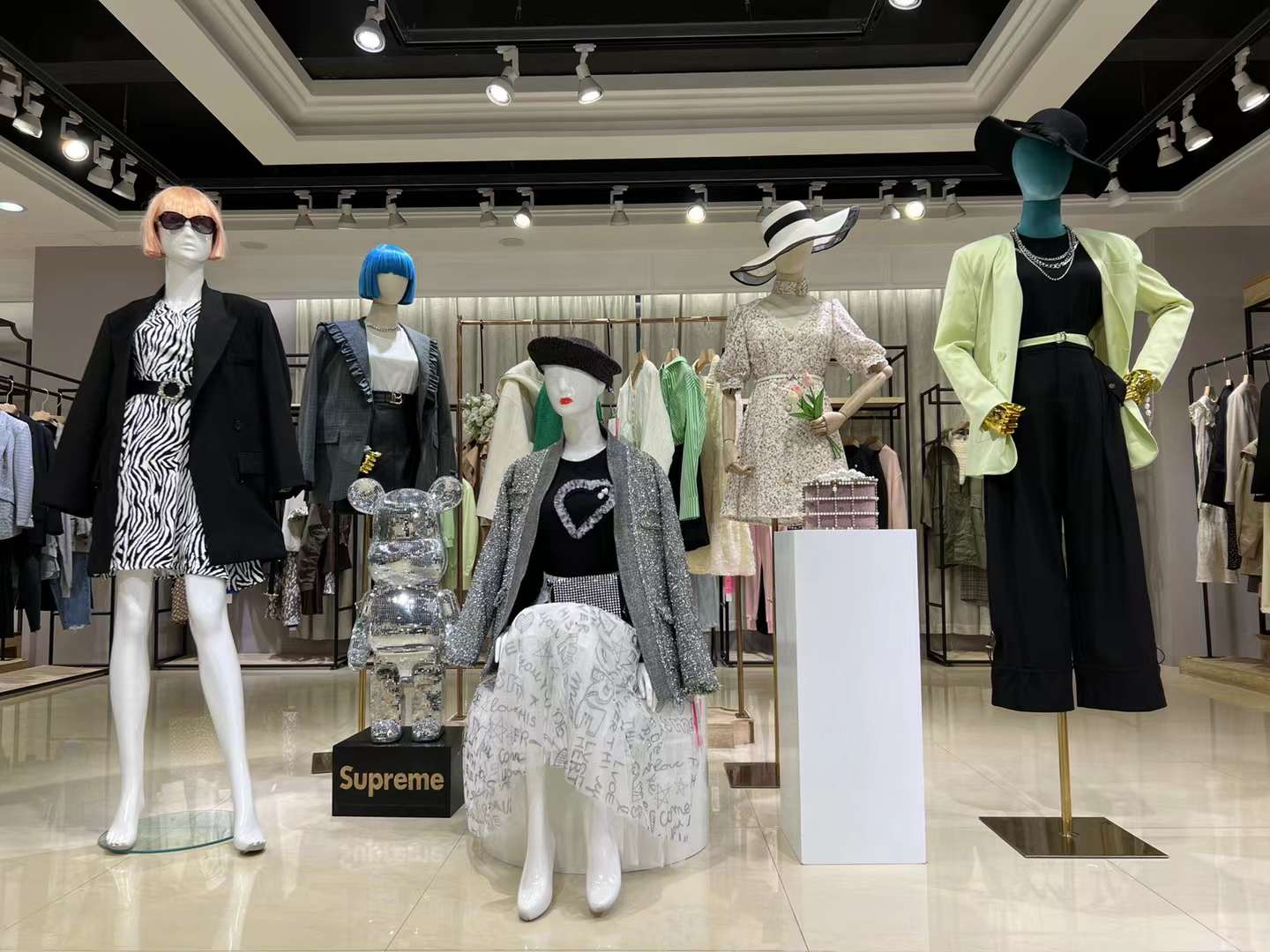 品牌折扣女裝 寶貝瑪麗22秋  抖音直播撤柜女裝剪標(biāo)嗎批發(fā)貨源在哪