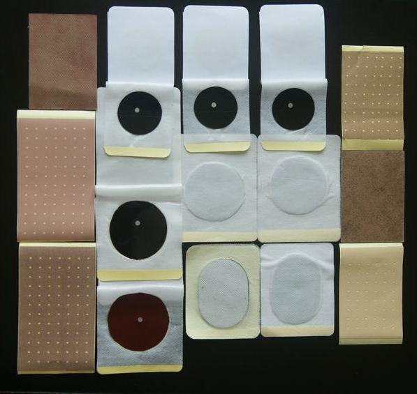 河南膏藥貼片機(jī)廠家，批發(fā)，報(bào)價(jià)【河南輝恒機(jī)電設(shè)備有限公司】