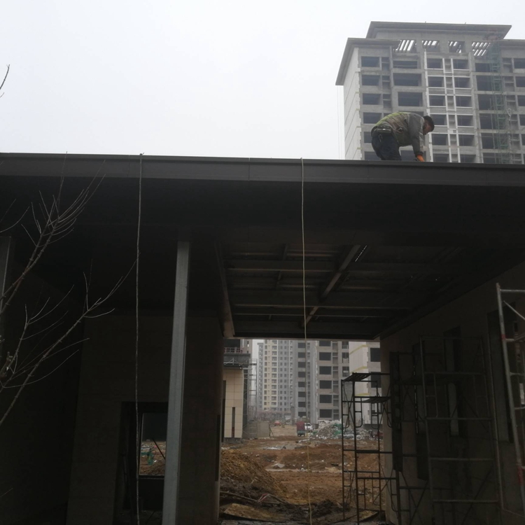 小區(qū)廊架頂包邊鋁單板石家莊周邊安裝施工隊伍