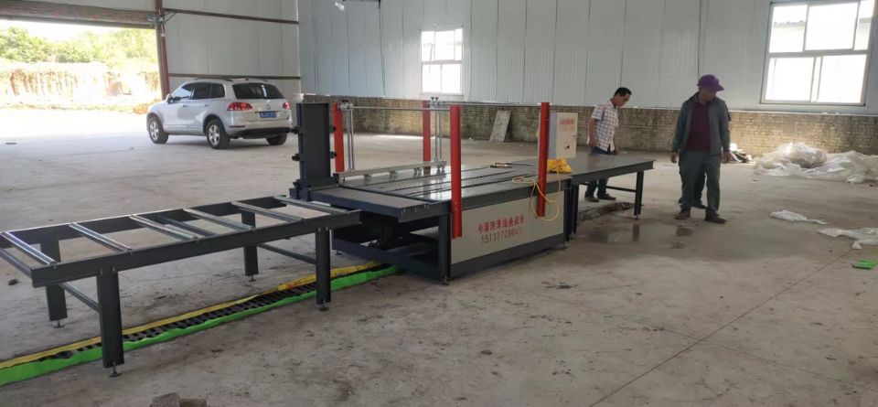 供應(yīng)數(shù)控多功能泡沫歐式電熱絲切割機(jī) 數(shù)控多功能泡沫歐式電熱絲切割機(jī) eps線條切割機(jī) 泡沫線條生產(chǎn)設(shè)備