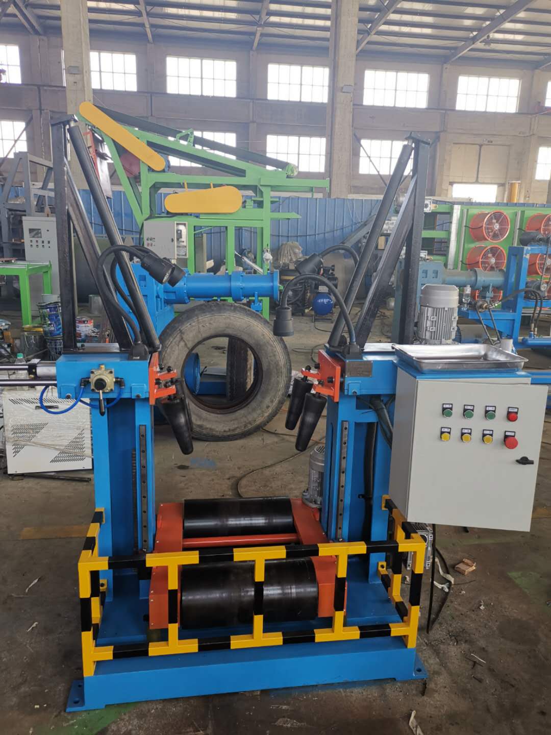 大連供應(yīng)輪胎檢查機(jī)價(jià)格、輪胎檢查機(jī)廠家定制、輪胎檢查機(jī)多少錢一臺【大連揚(yáng)馬機(jī)械】