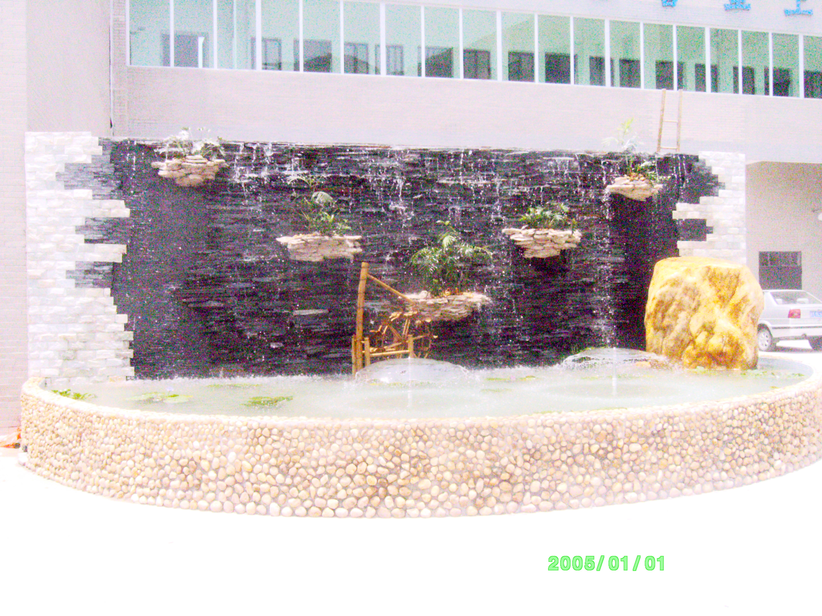 英石假山制作方法  英石假山  英石假山流水  庭院英石假山  別墅花園英石假山制作