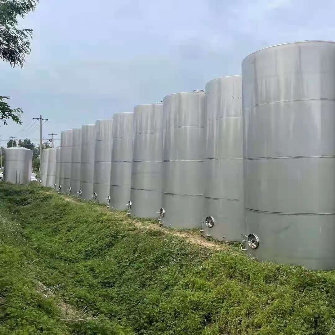 二手玻璃鋼儲(chǔ)罐價(jià)格  二手玻璃鋼儲(chǔ)罐哪里好