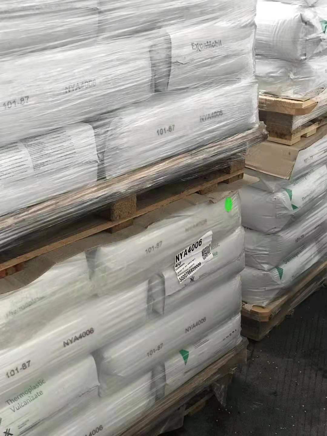 高粘度POM 共聚pom DURACONM25-44 SANTOPRENE101-87