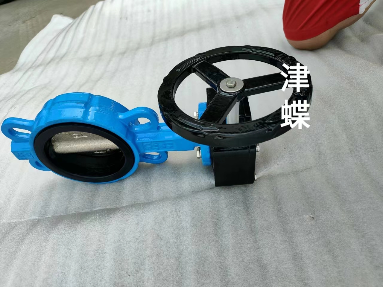 廣西蝸輪對(duì)夾不銹鋼蝶閥