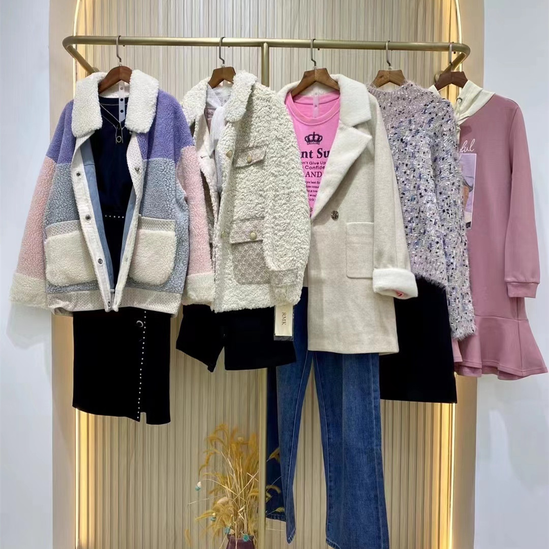 天津綺麗秋冬品牌女裝折扣批發(fā)