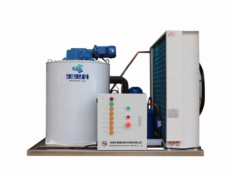 小型片冰機(jī)現(xiàn)貨供應(yīng)200公斤機(jī)子7800包郵到家