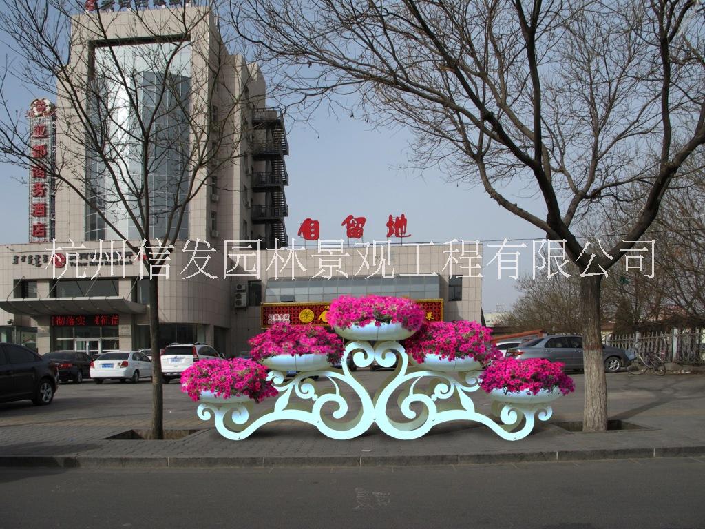 鐵藝花架鐵藝花盆鐵藝花器造型 蒲公英 四面獻(xiàn)禮 節(jié)節(jié)高 婀娜多姿 民族風(fēng) 祥云 古典 團(tuán)結(jié) 怒放花架花器