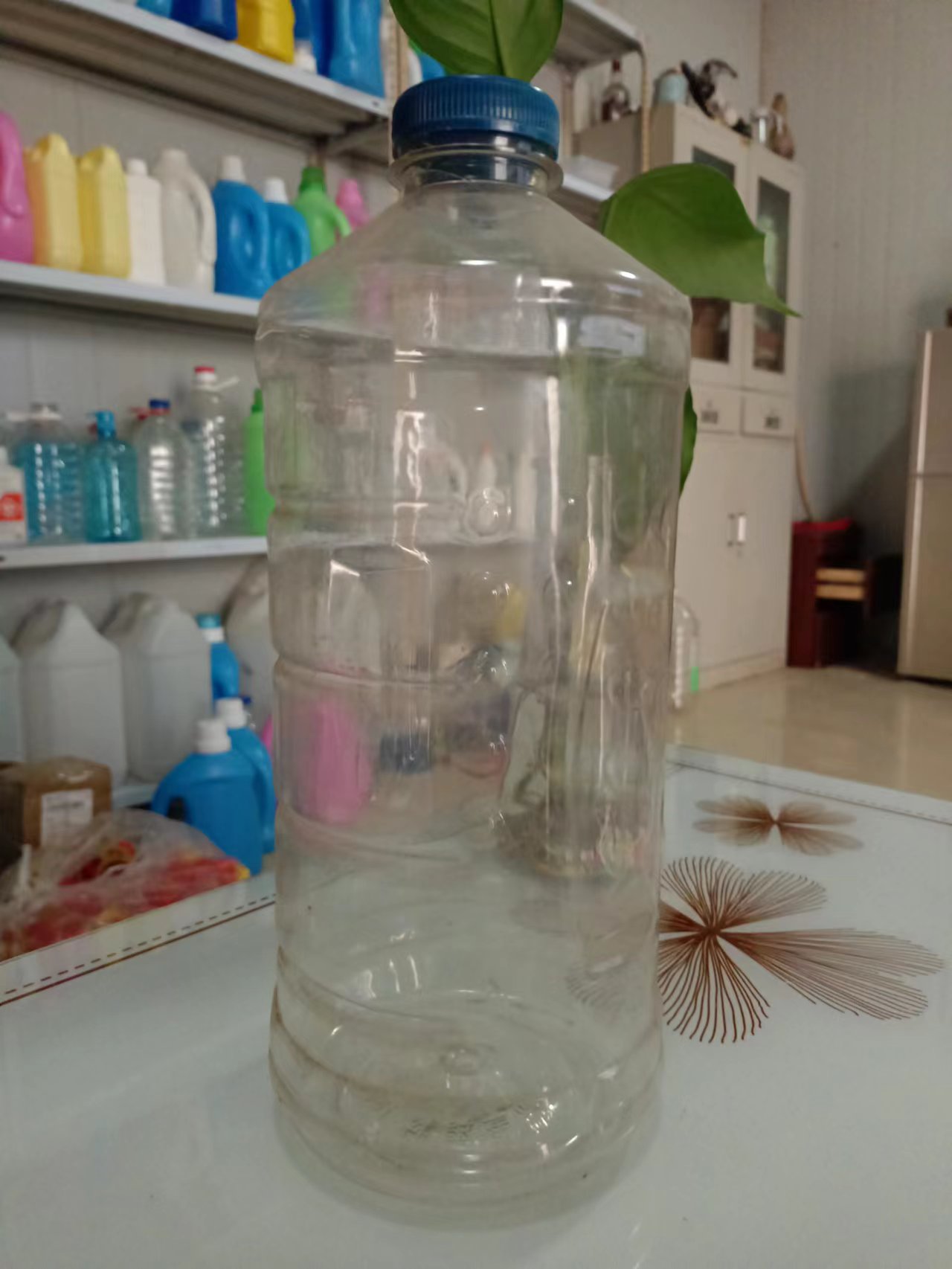 仙桃市汽車玻璃水瓶生產(chǎn)廠家，仙桃玻璃水塑料瓶批發(fā)，生產(chǎn)，銷售
