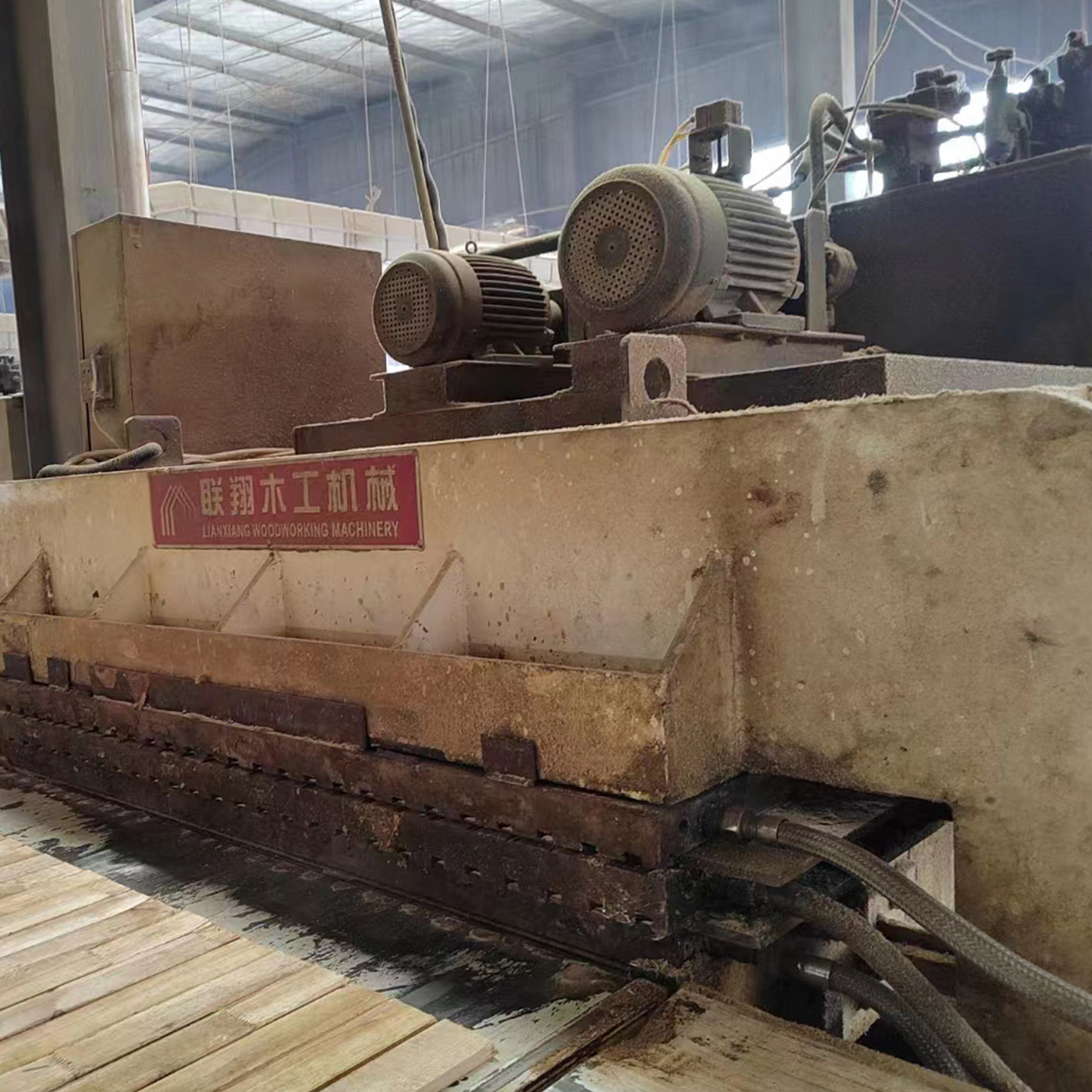 福建聯翔產 三壓二拼板熱壓機,壓板開槽熱壓機出售