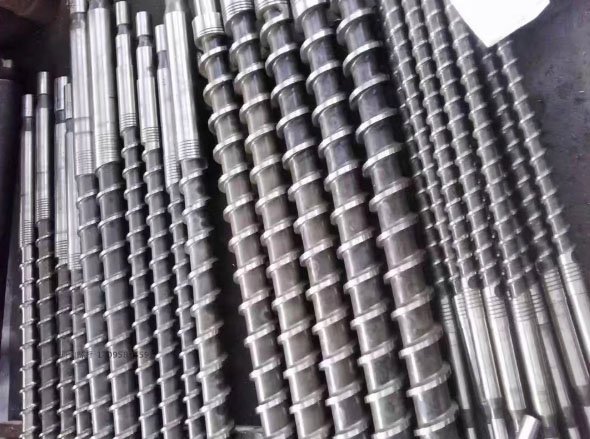 發(fā)泡擠出機螺桿_注塑成型機螺桿截面積_65熔噴布機單螺桿