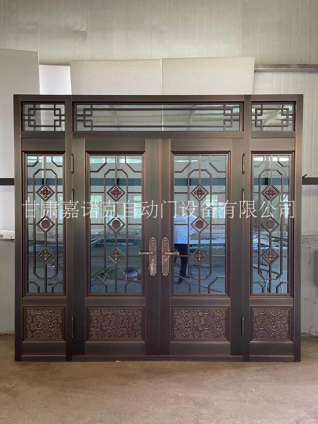 蘭銅藝門定制生產(chǎn)商_安裝報價熱線