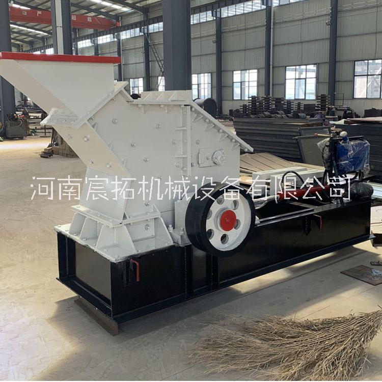 車載建筑垃圾粉碎機(jī) 砂石骨料鵝卵石破碎機(jī) 液壓開箱制砂機(jī)