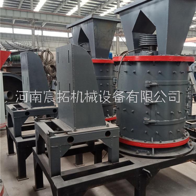 立軸數(shù)控石英石制砂機(jī) 礦山石頭石子破碎機(jī) 立式河卵石粉碎制沙機(jī) 立軸制砂機(jī)