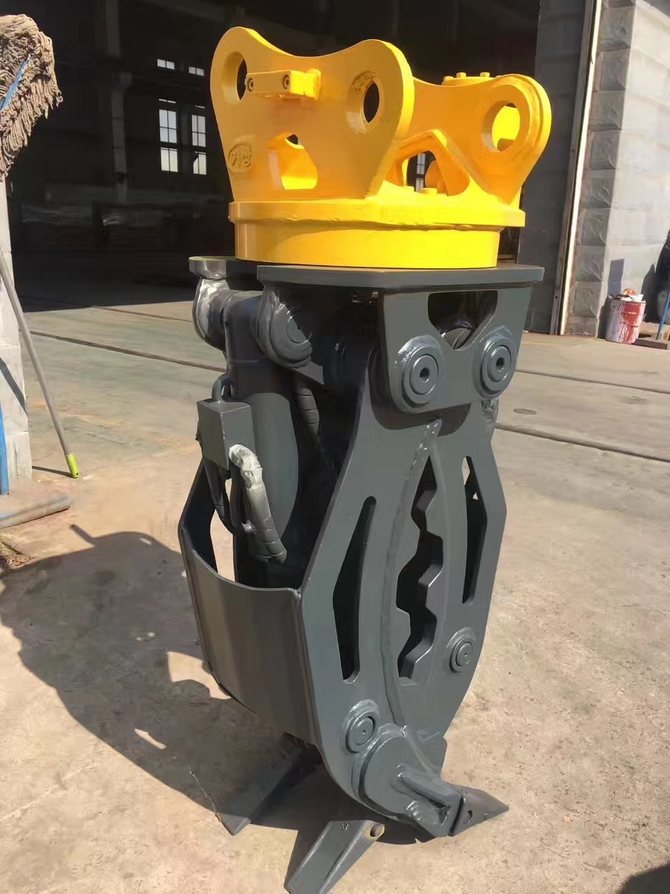 福建抓木器廠家，批發(fā)，報(bào)價(jià)【三明市開(kāi)山黑金剛工程機(jī)械有限公司】