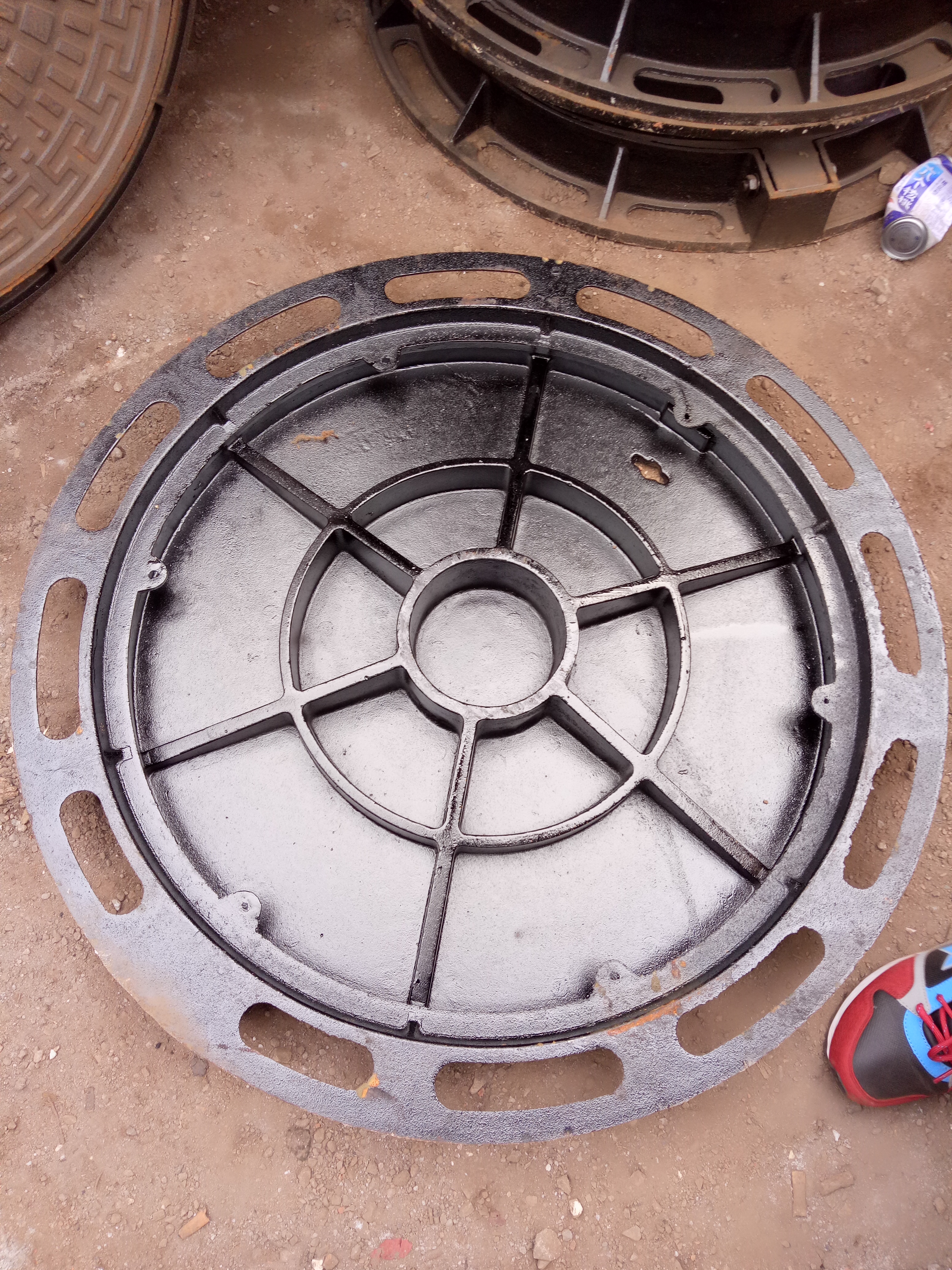 供應(yīng)四川井蓋 球墨鑄鐵井蓋 防盜井蓋